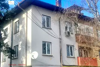 Четиристаен апартамент с югозападно изложение до Парк Врана
