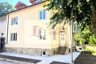 Многостаен апартамент в Русе, Здравец