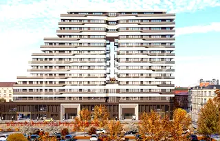 Многостаен апартамент в София, Зона Б-5