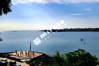 Многостаен апартамент в Бургас, Царево