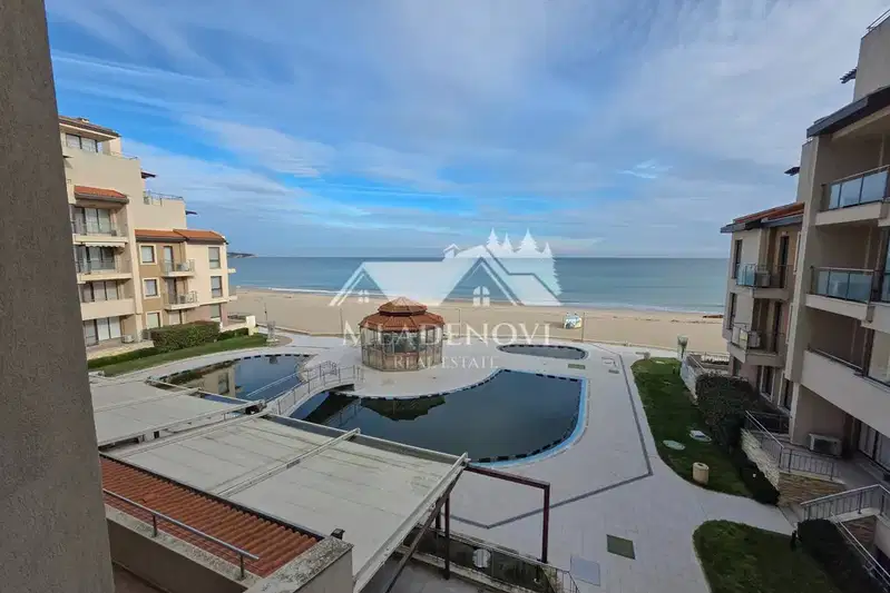 4-room apartment with sea view in Obzor, gated complex