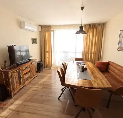 Photo 3 — 4-bedroom apartment in Oblast Burgas, Pomorie