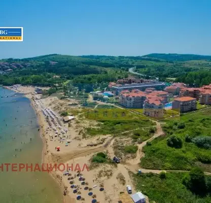Снимка 2 — Многостаен апартамент в Бургас, Созопол