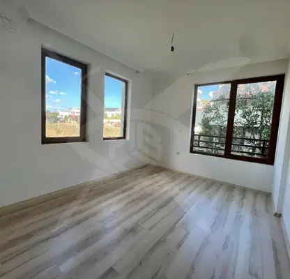 Photo 3 — 4-room apartment in Sveti Vlas with terrace near the sea