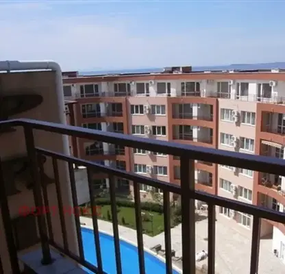 Снимка 4 — Многостаен апартамент в Бургас, Свети Влас