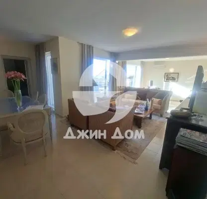 Снимка 2 — Многостаен апартамент в Бургас, Свети Влас