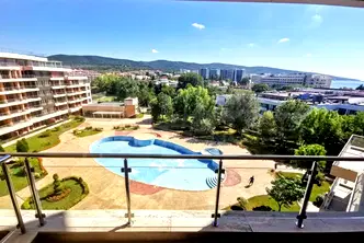 Многостаен апартамент в Бургас, к.к. Слънчев бряг