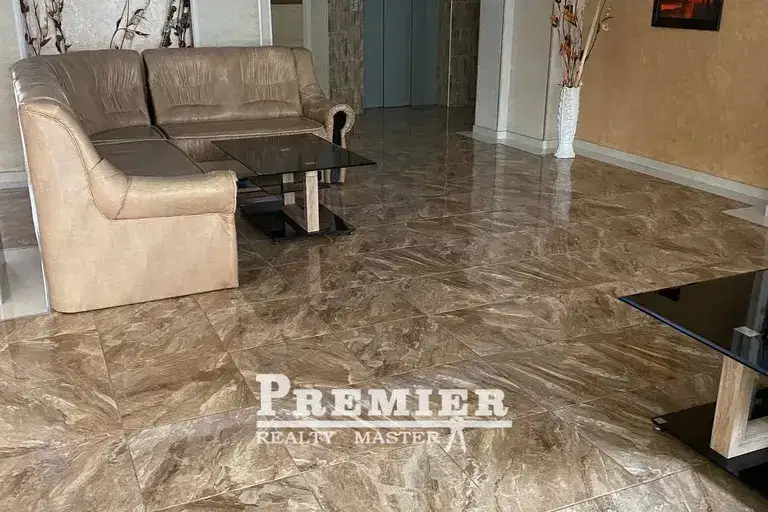 4-bedroom apartment in Oblast Burgas, Slynchev Bryag