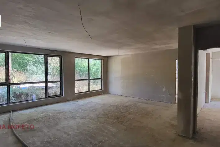 4-bedroom apartment in Oblast Burgas, Lozenec