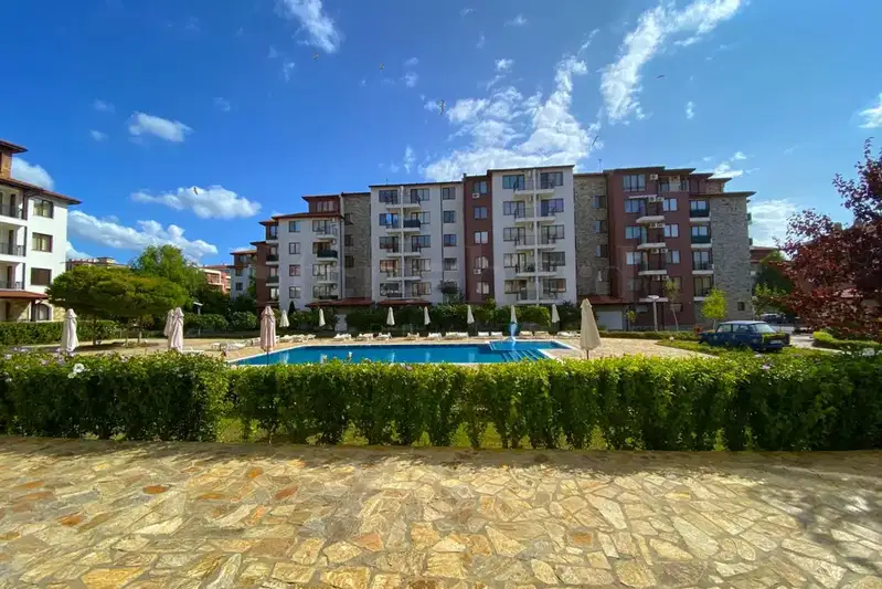 Многостаен апартамент в Бургас, с. Равда