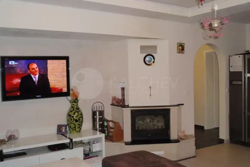 4-bedroom apartment in Oblast Dobrich, Kranevo