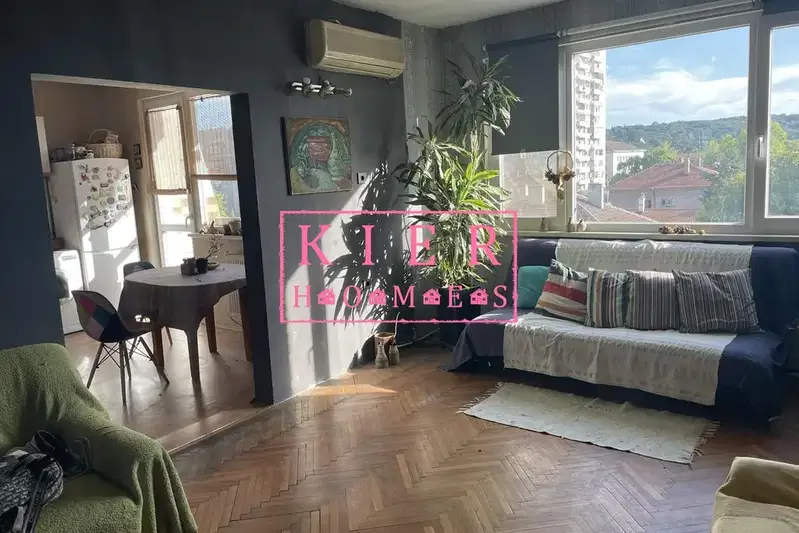4-bedroom apartment in Haskovo, Dimitrov