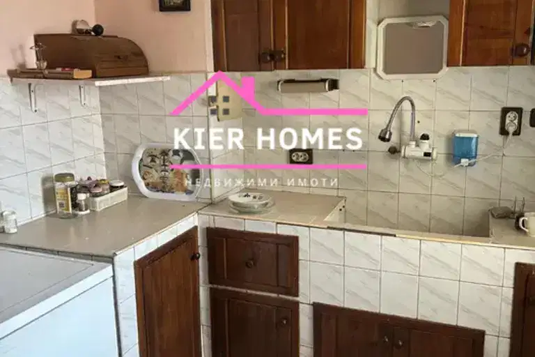 4-bedroom apartment in Haskovo, Harmanli