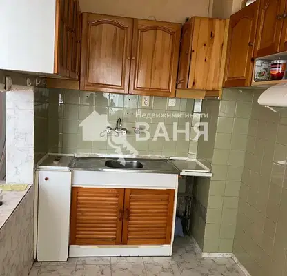 Снимка 4 — Четиристаен апартамент с две тераси в Карлово