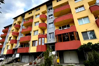 Многостаен апартамент в София, Самоков