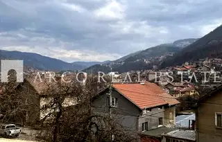 Многостаен апартамент в София, Своге