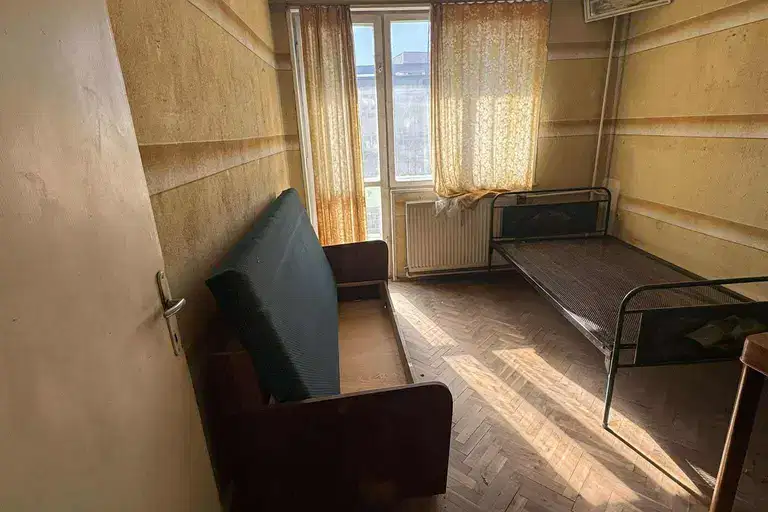4-bedroom apartment in Oblast Stara Zagora, Kazanlyk