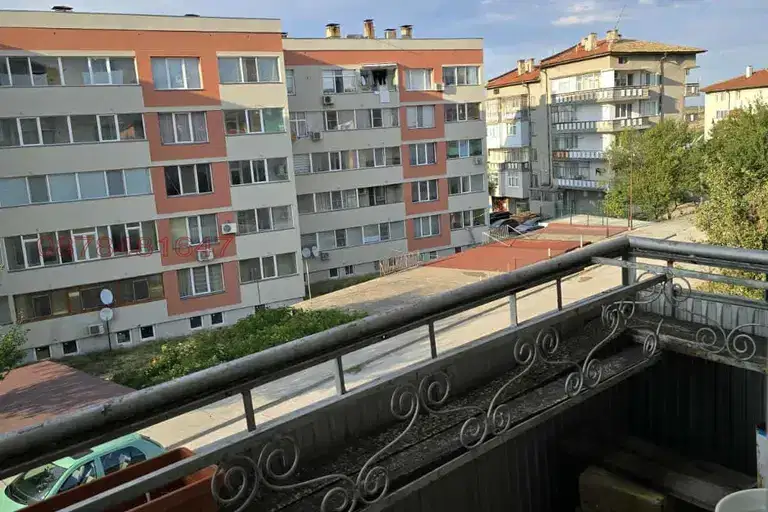 4-bedroom apartment in Oblast Tyrgovishte, Omurtag