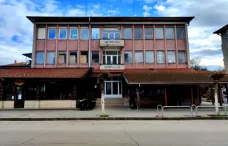 Многостаен апартамент във Велико Търново, Дебелец