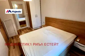 Двустаен апартамент в Студентски