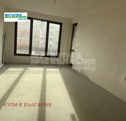 Снимка 2 — Двустаен апартамент в к.к. Св.Св. Константин и Елена