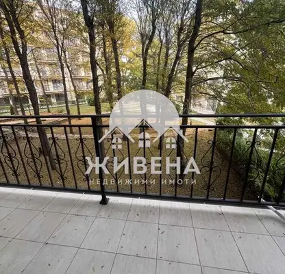 Снимка 3 — Двустаен апартамент в к.к. Св.Св. Константин и Елена
