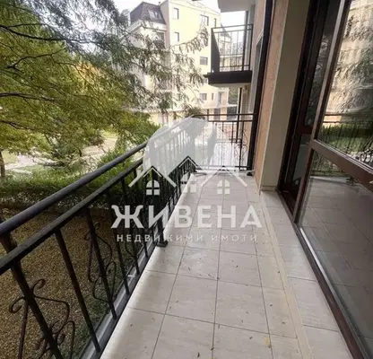 Снимка 4 — Двустаен апартамент в к.к. Св.Св. Константин и Елена