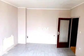 Двустаен апартамент в Шумен, 5-ти полк