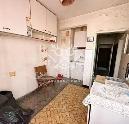 Снимка 4 — Двустаен апартамент в Шумен, 5-ти полк