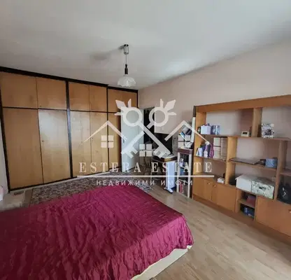 Снимка 5 — Двустаен апартамент в Шумен, 5-ти полк