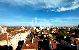 Двустаен апартамент в София, Банишора