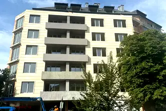 Двустаен апартамент в София, Банишора
