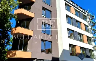 Двустаен апартамент във Варна, Базар Левски