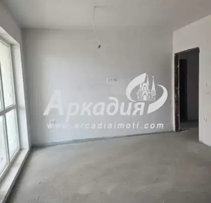 Снимка 4 — Двустаен апартамент с тераса и паркомясто в Беломорски, Пловдив