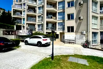 Двустаен апартамент във Варна, Бриз