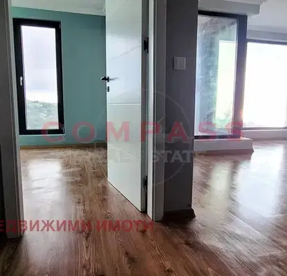 Снимка 4 — Двустаен апартамент с тераса в Бриз, Варна