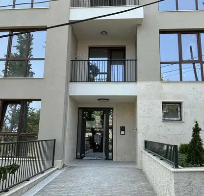 Снимка 4 — Двустаен апартамент във Варна, Бриз