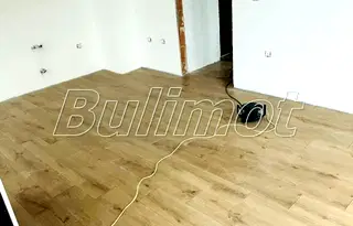 Двустаен апартамент във Варна, Бриз