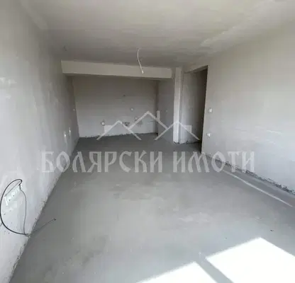 Снимка 2 — Двустаен апартамент във Велико Търново, Бузлуджа