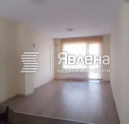 Снимка 3 — Двустаен апартамент в Благоев, Бялата висота
