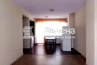 Двустаен апартамент в Благоев, Бялата висота