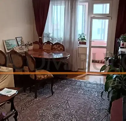 Снимка 2 — Двустаен апартамент с отделна таванска стая в центъра на Варна