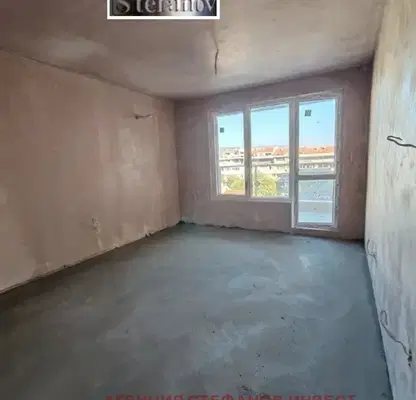 Снимка 5 — Двустаен апартамент във Варна, Централна поща
