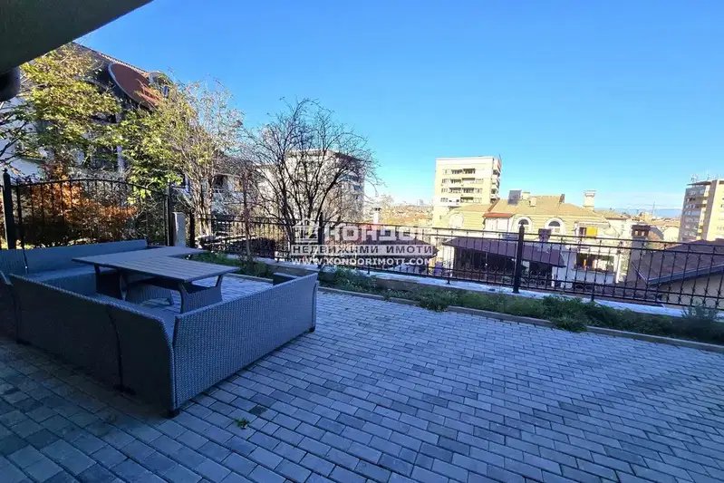 2-bedroom apartment in Plovdiv, Centyr