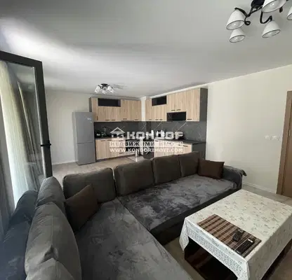 Photo 2 — 2-bedroom apartment in Plovdiv, Centyr