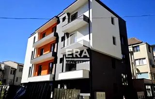 Двустаен апартамент в Търговище, Център