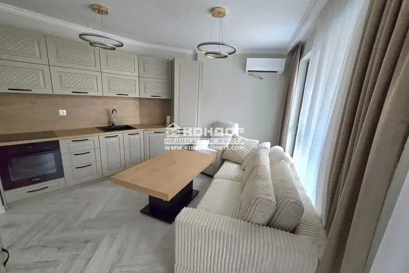 2-bedroom apartment in Plovdiv, Centyr