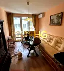 Двустаен апартамент във Варна, Център