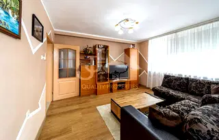 Двустаен апартамент в Перник, Център