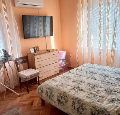 Снимка 3 — Двустаен апартамент във Враца, Център